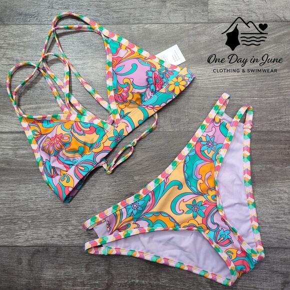 Cupshe Strappy Floral Bikini Swimsuit Size S - Picture 3 of 7